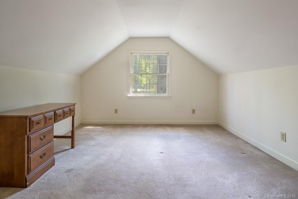 28 Ridgewood Place - Photo 10