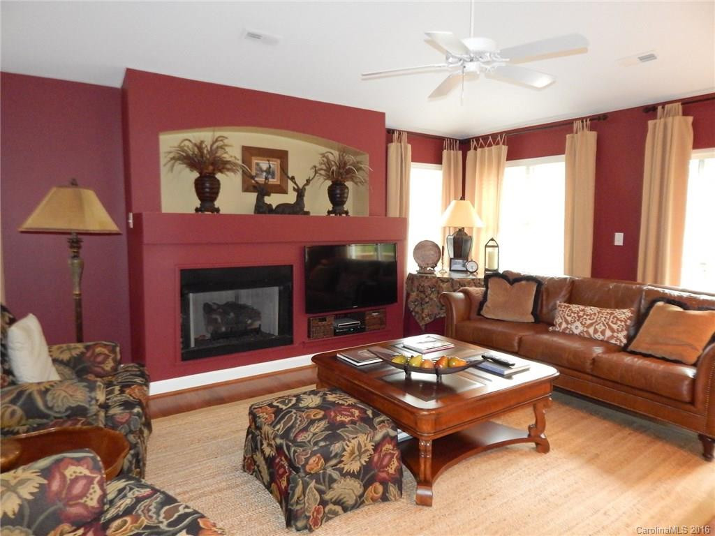 99 Ridgetop Circle #301 - Photo 4