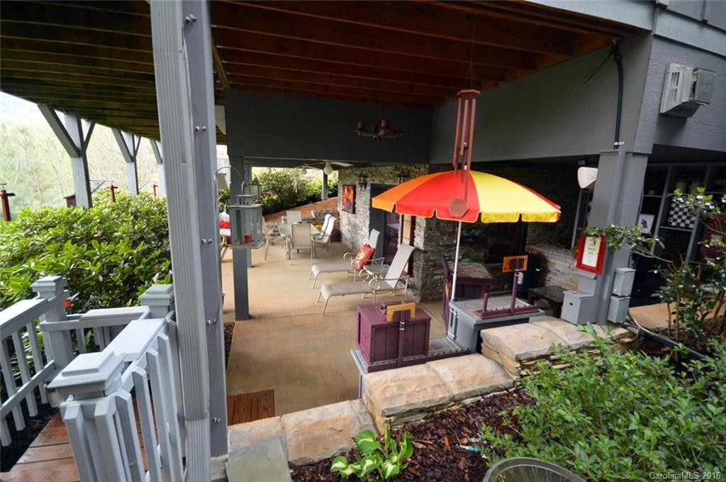 208 Hawks Crest Drive - Photo 4