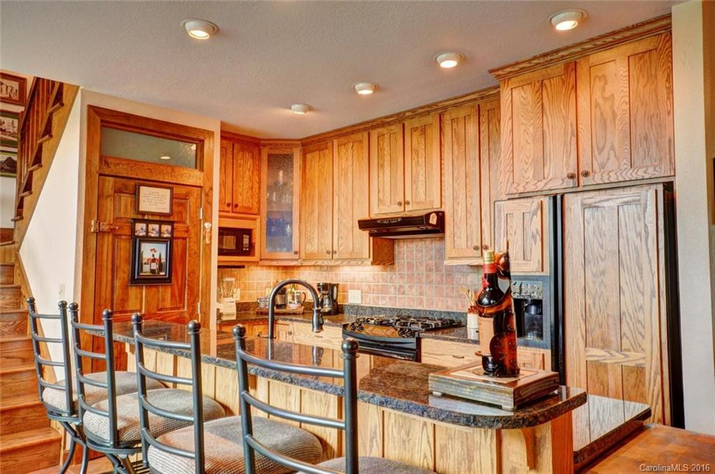 208 Hawks Crest Drive - Photo 10