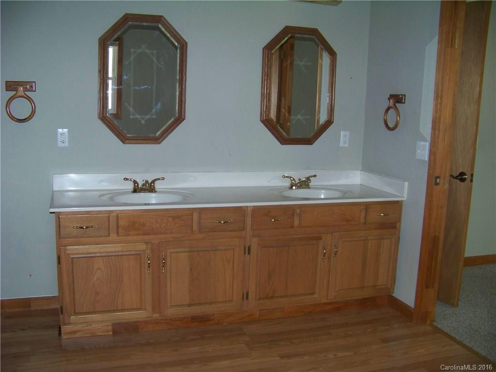 341 Bennett Road - Photo 11