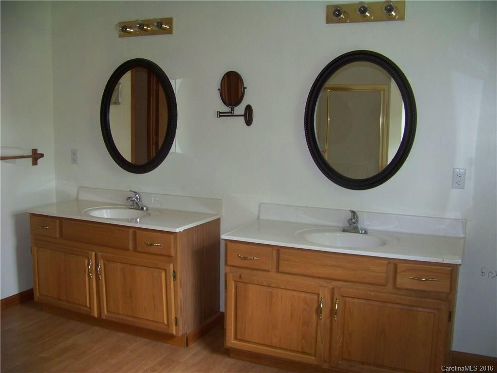 341 Bennett Road - Photo 14