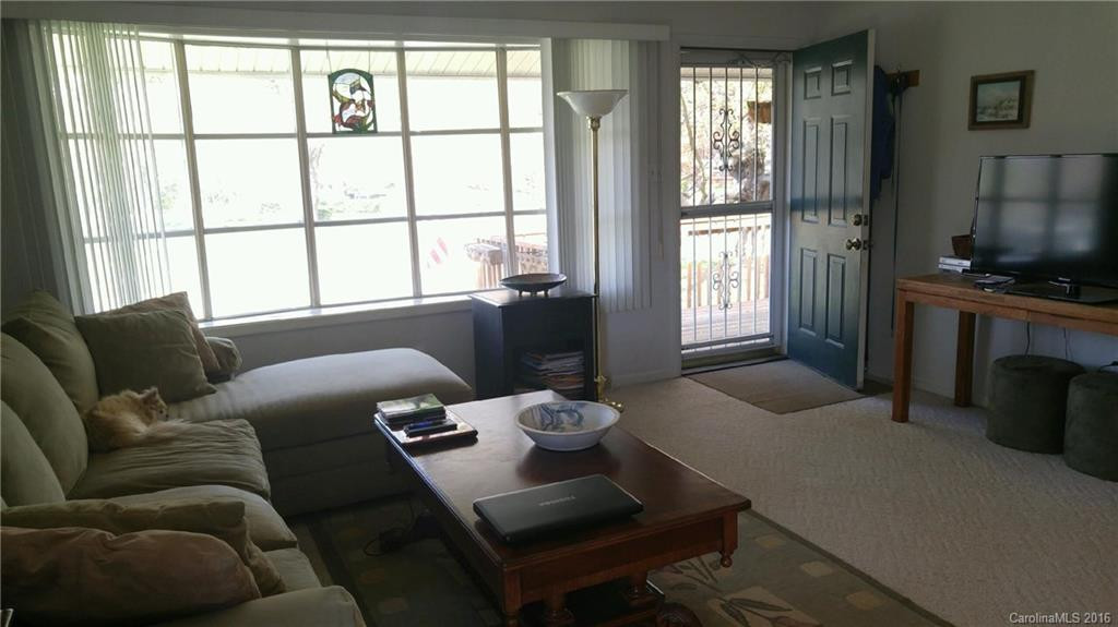 10 Sunset Drive - Photo 5