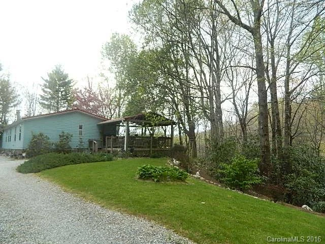 1338 Golden Road