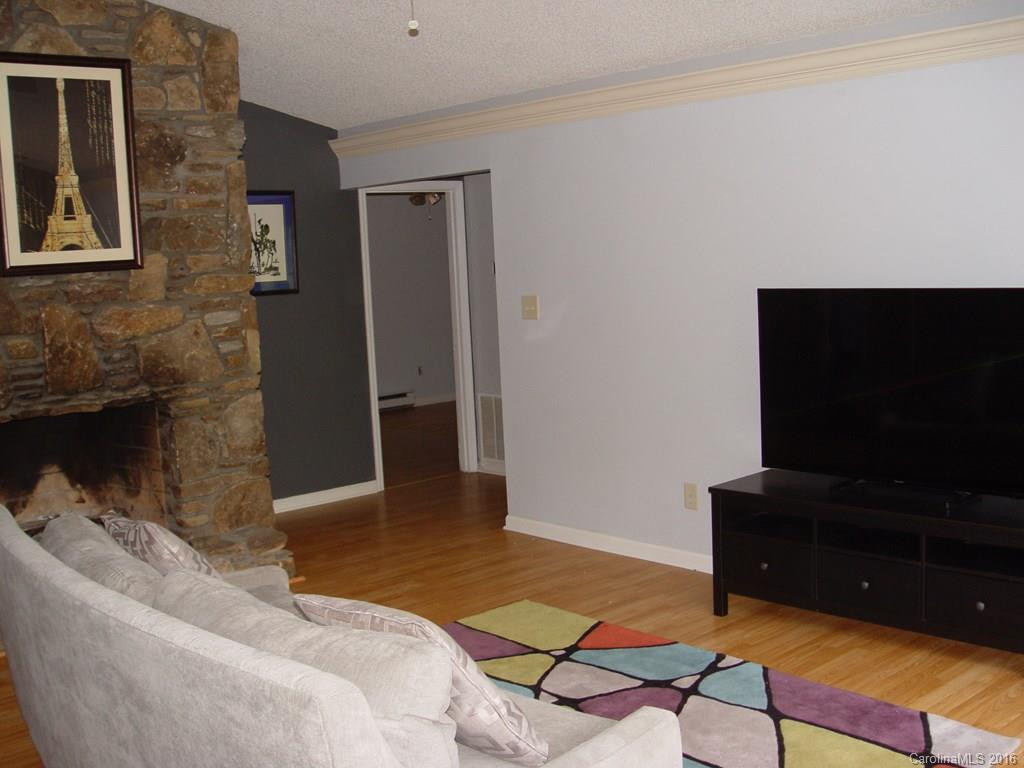 518 Lafayette Avenue - Photo 5