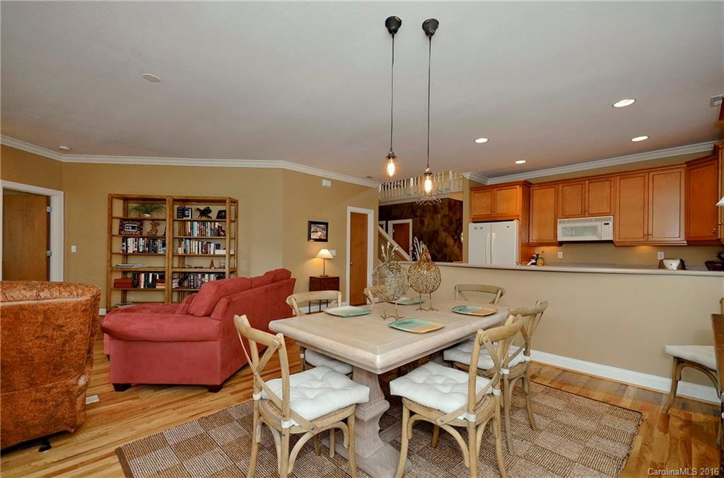 111 Augusta Circle #17 - Photo 6