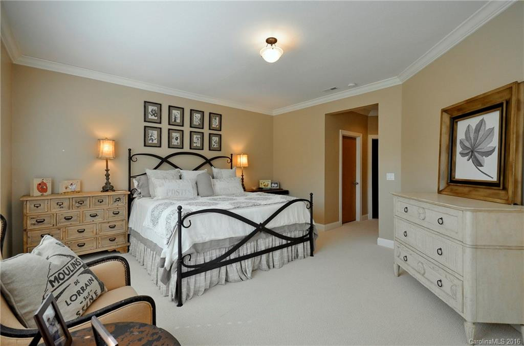 111 Augusta Circle #17 - Photo 8