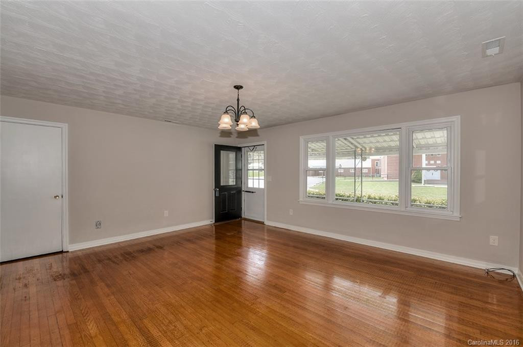 1553 Allens Creek Road - Photo 7