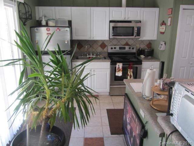 1068 Old Stonecutter Road - Photo 3