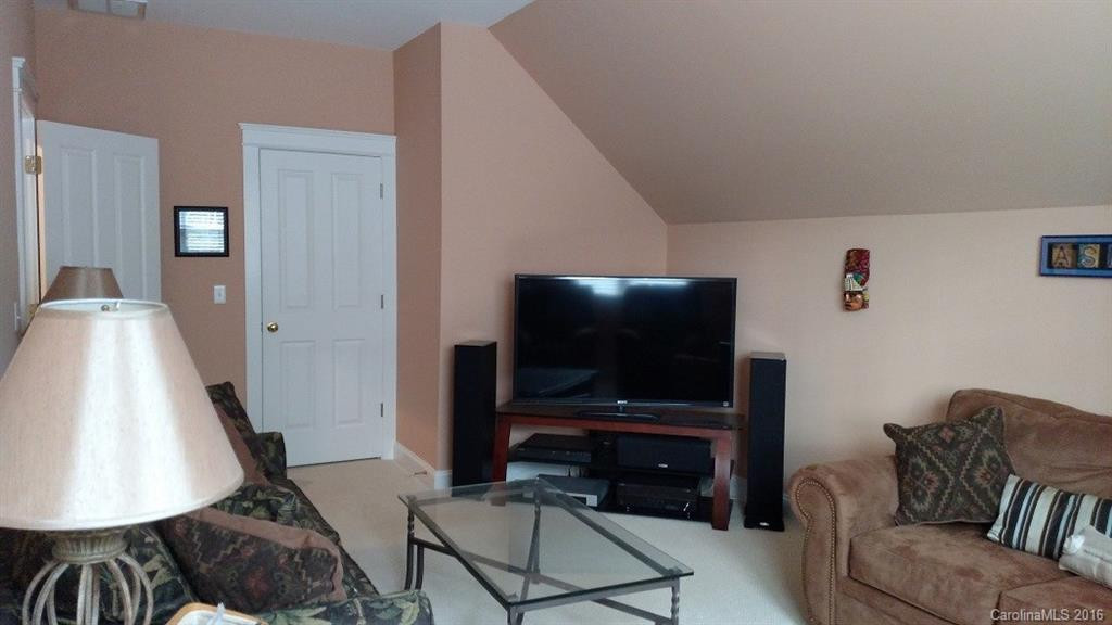 1407 Kenton Lane - Photo 21