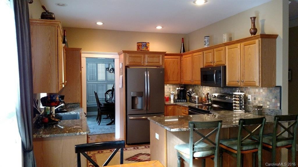 1407 Kenton Lane - Photo 4