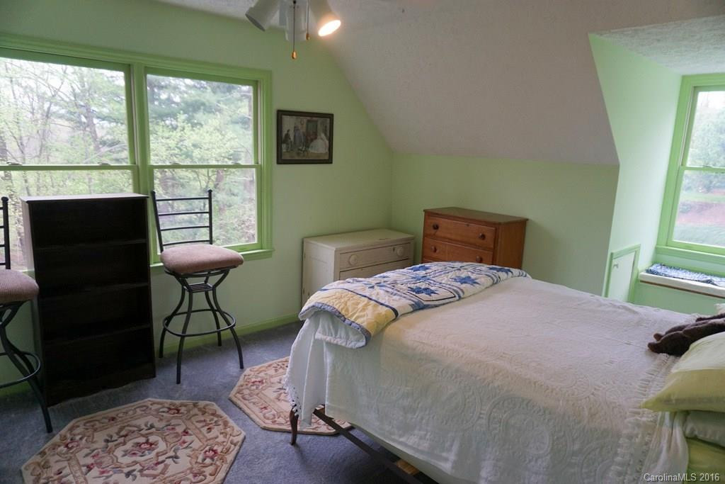 318 Acorn Lane - Photo 12