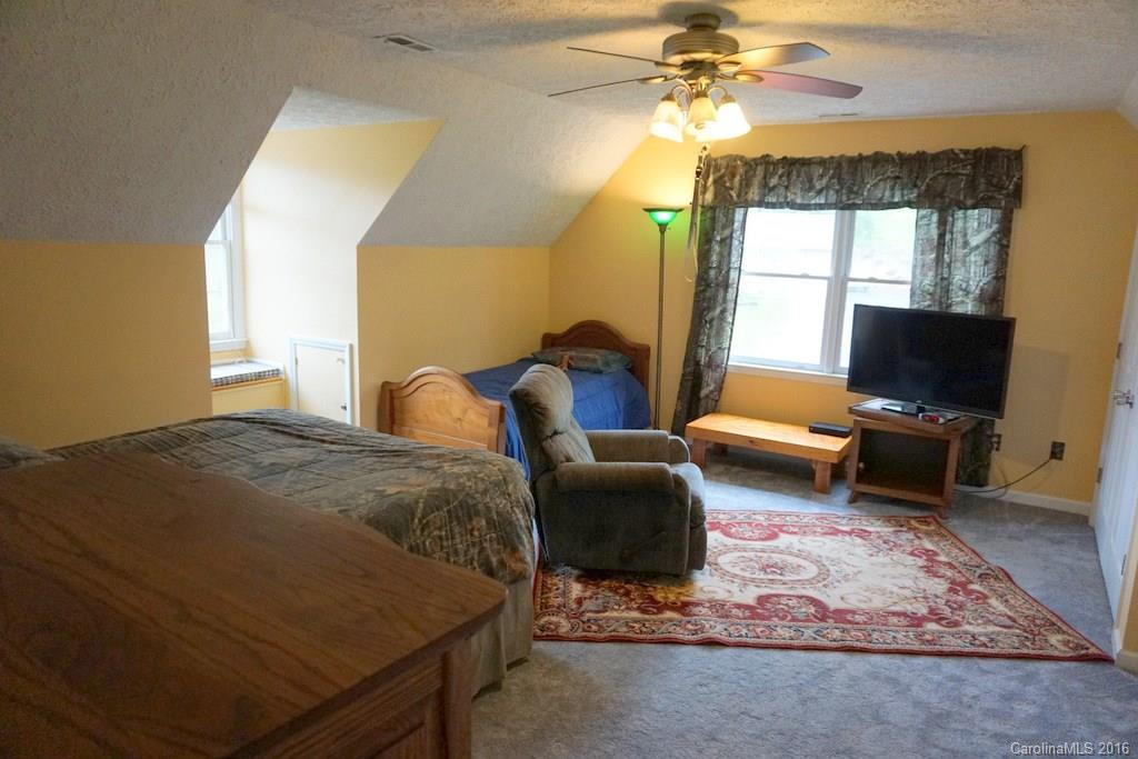 318 Acorn Lane - Photo 14