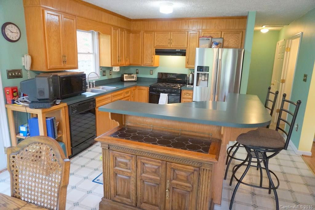 318 Acorn Lane - Photo 7