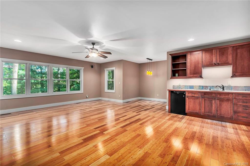 2 Solomon Circle - Photo 17