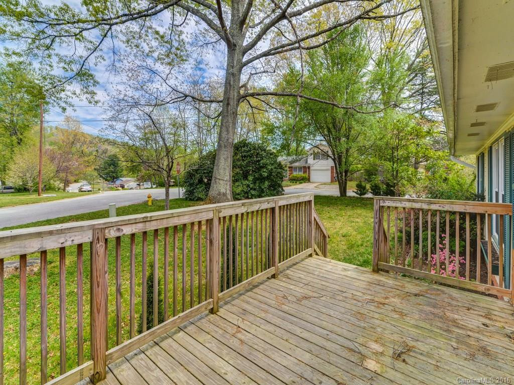 1 Pine Grove Court - Photo 2