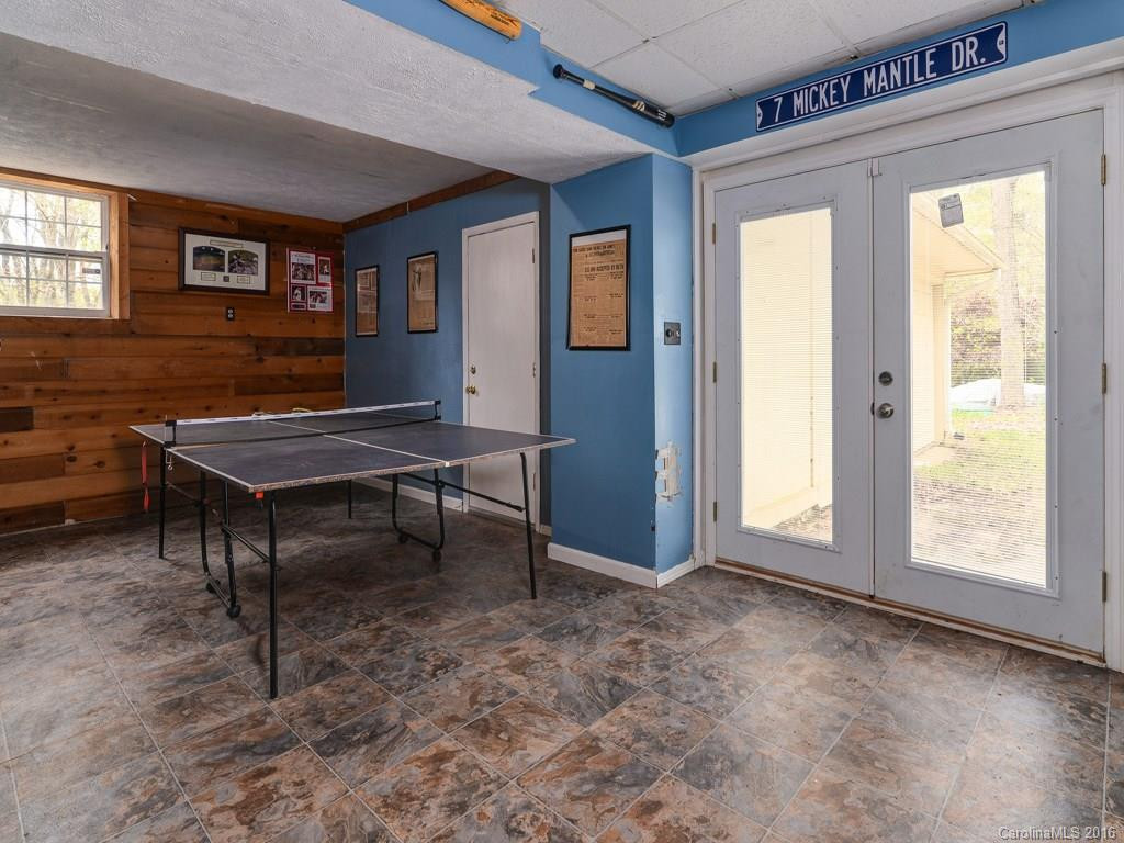 1 Pine Grove Court - Photo 17