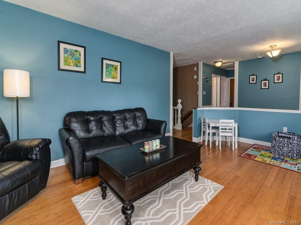 1 Pine Grove Court - Photo 6
