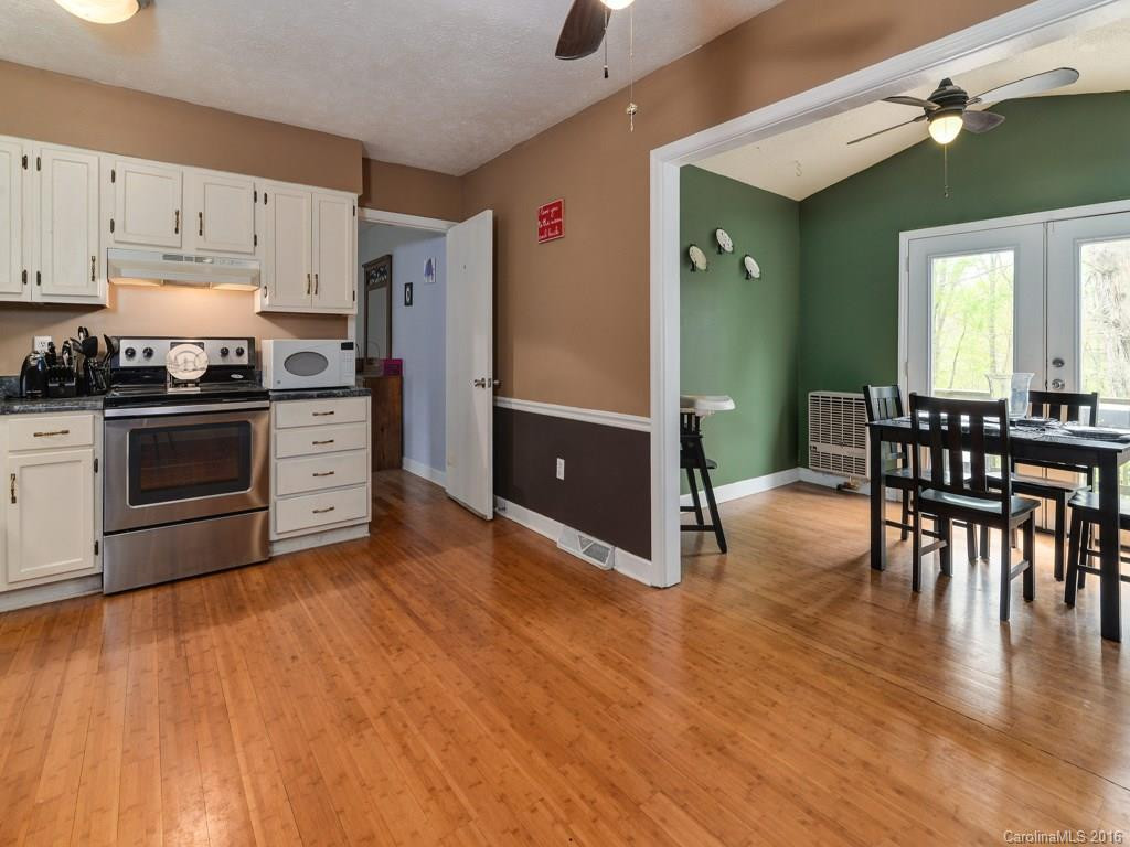 1 Pine Grove Court - Photo 8