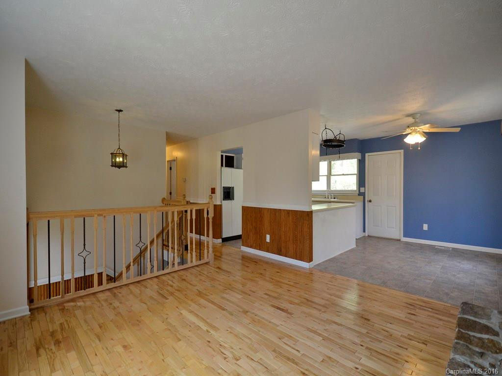 143 Fox Run Drive - Photo 3