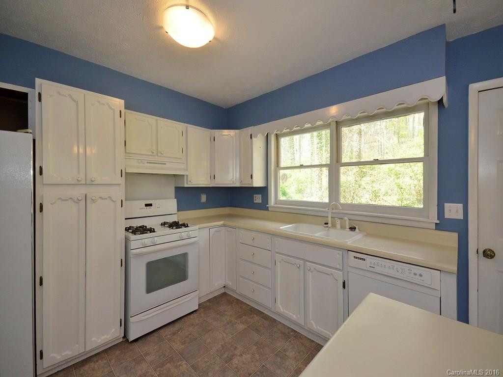 143 Fox Run Drive - Photo 4