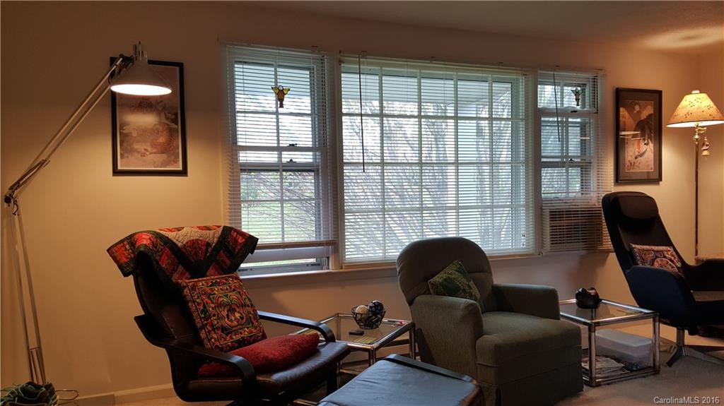 55 Brookside Drive #32 - Photo 3