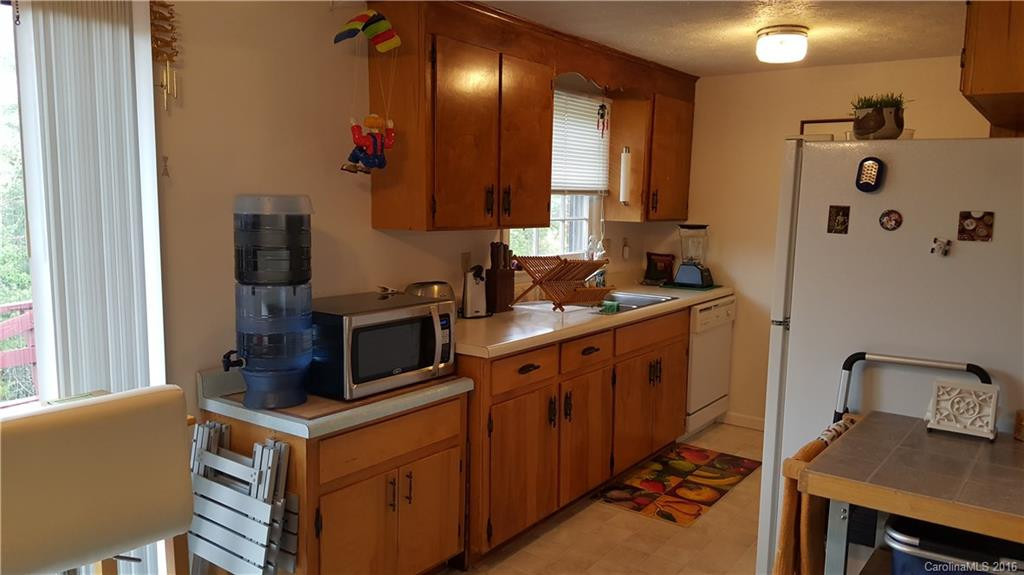 55 Brookside Drive #32 - Photo 4
