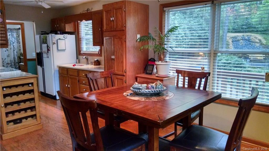783 Mountain View Drive - Photo 11