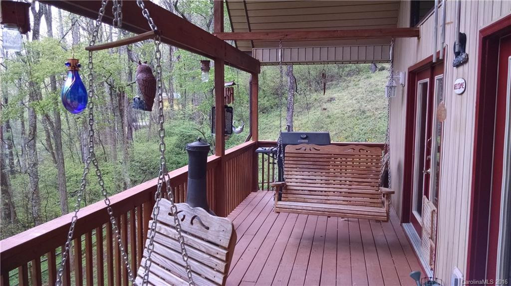 783 Mountain View Drive - Photo 4