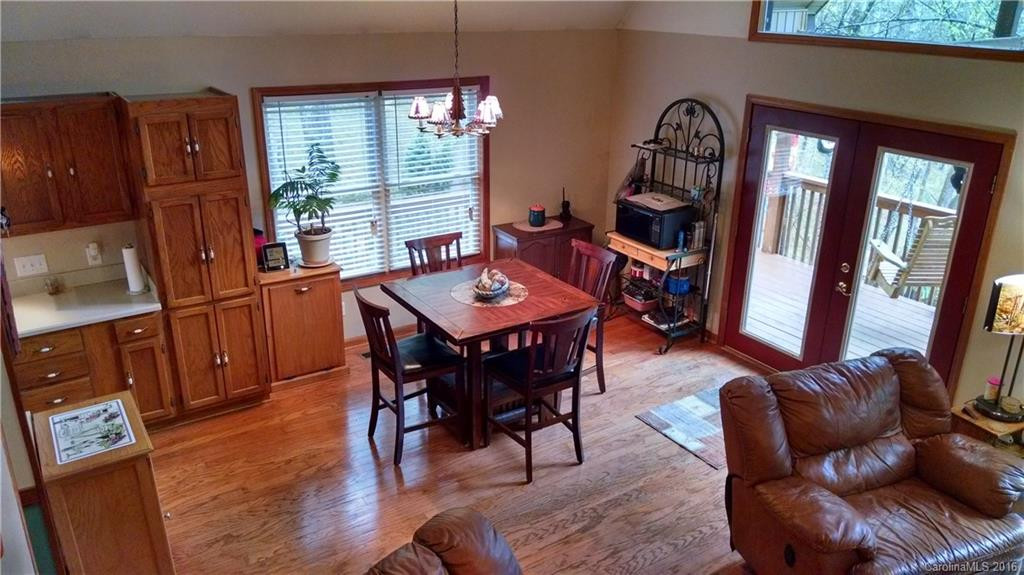 783 Mountain View Drive - Photo 9