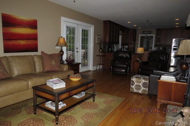 205 Fernwood Drive - Photo 12