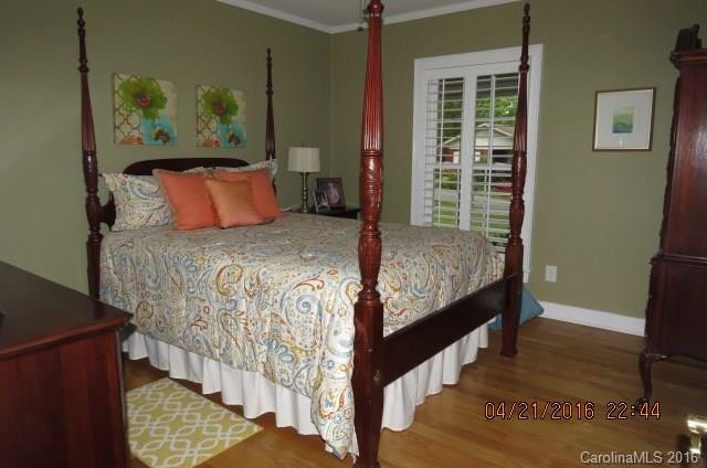 205 Fernwood Drive - Photo 18