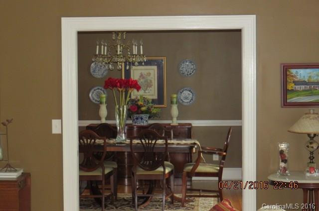 205 Fernwood Drive - Photo 8