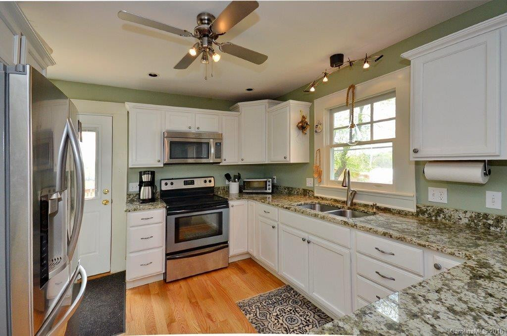53 Joyner Avenue - Photo 5