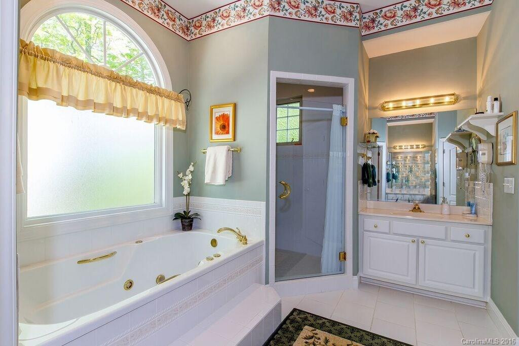 241 Dvdegi Court - Photo 17