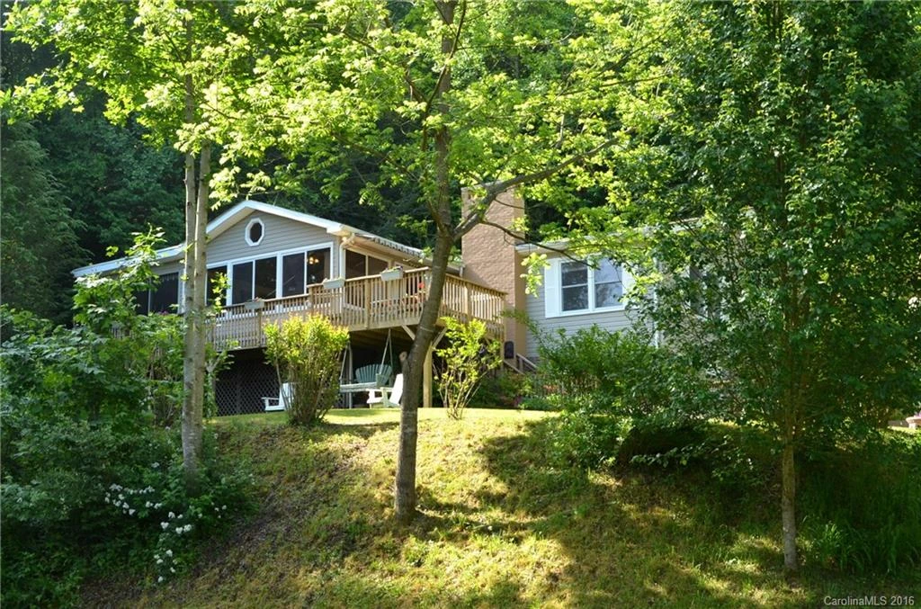 89 Quiet Pond Lane