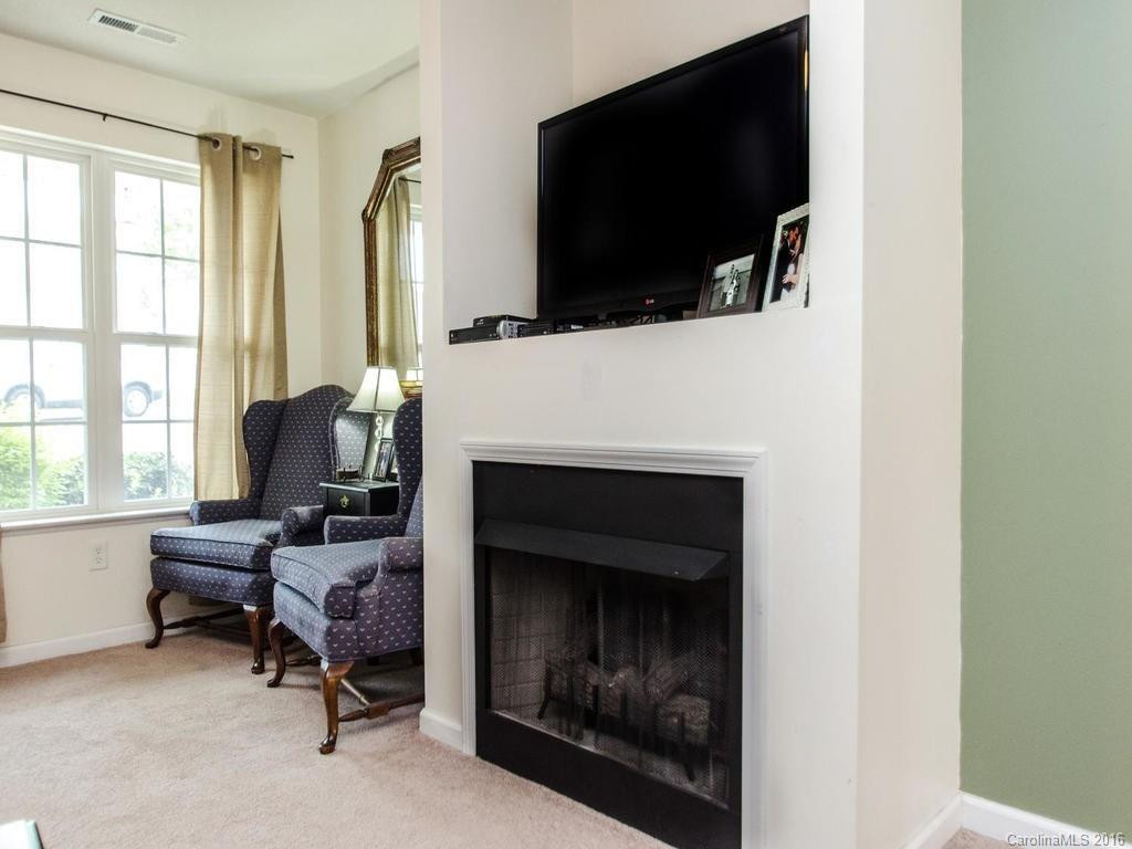 103 Sunny Meadows Boulevard #6 - Photo 3