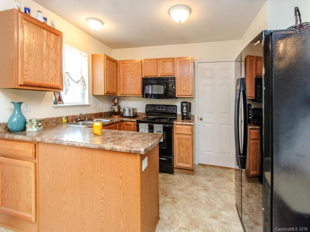 103 Sunny Meadows Boulevard #6 - Photo 5
