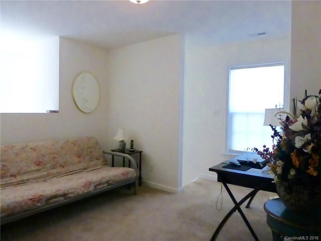 68 Kirby Road - Photo 16