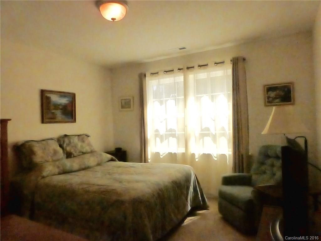68 Kirby Road - Photo 17