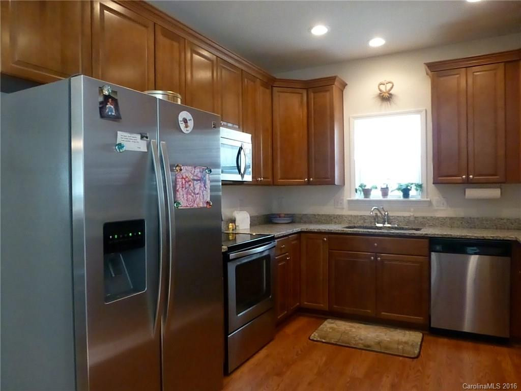 68 Kirby Road - Photo 3