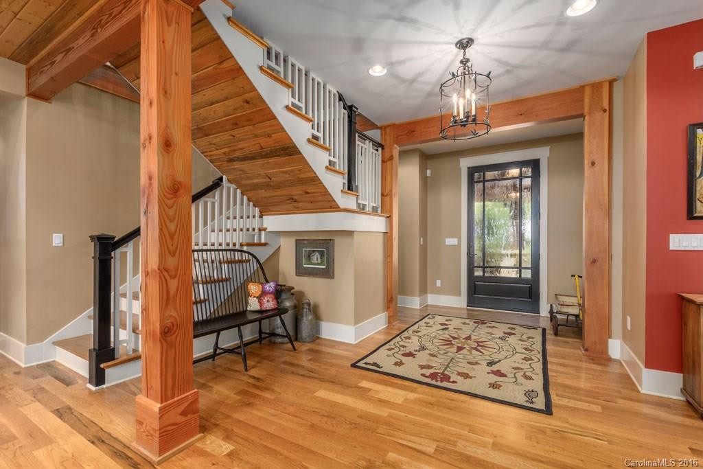 258 Lakewood Drive - Photo 3