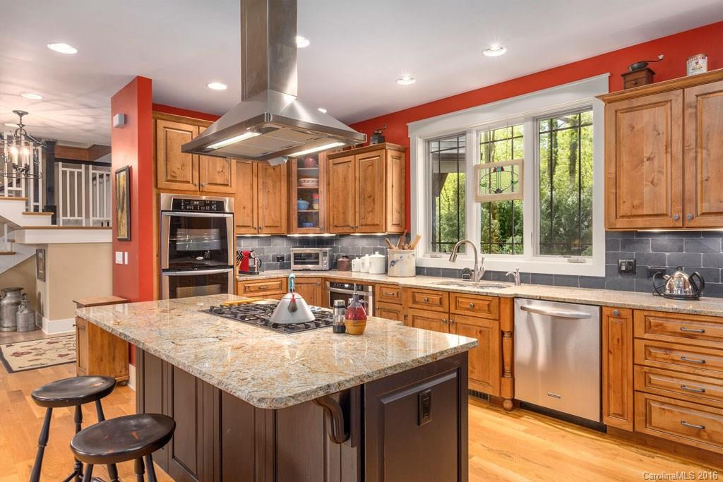258 Lakewood Drive - Photo 5