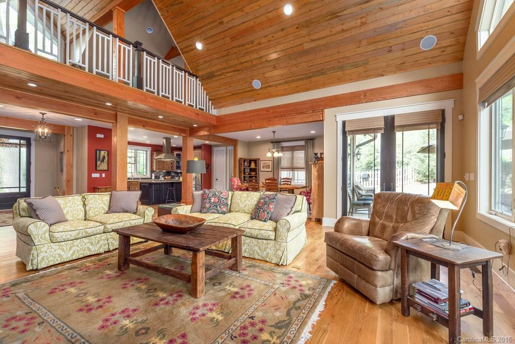 258 Lakewood Drive - Photo 10
