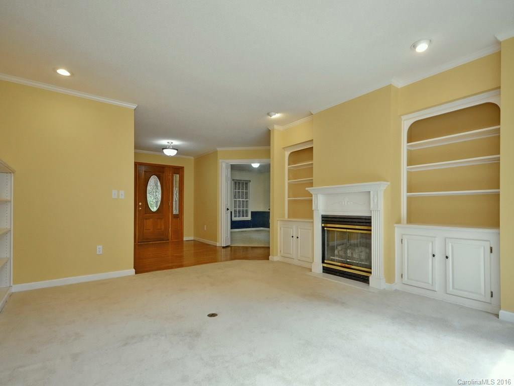 105 Cypress Point - Photo 2