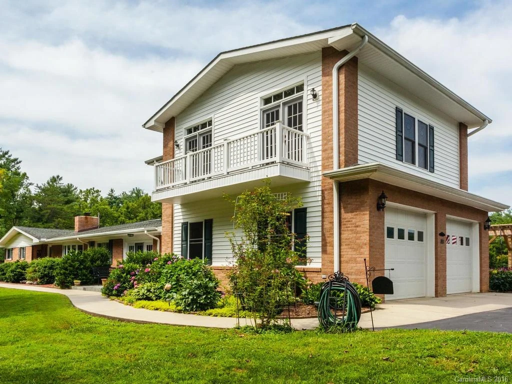 97 Sizer Drive
