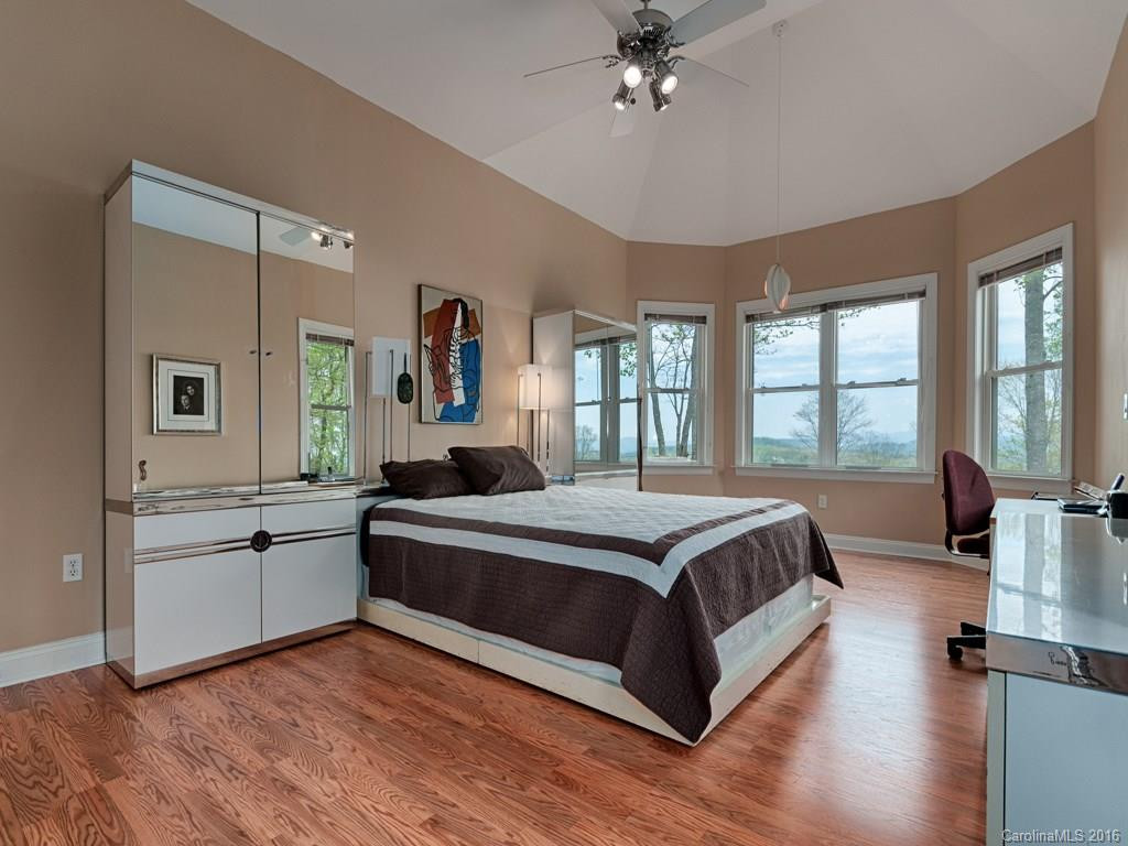 28 Glenberry Way - Photo 10