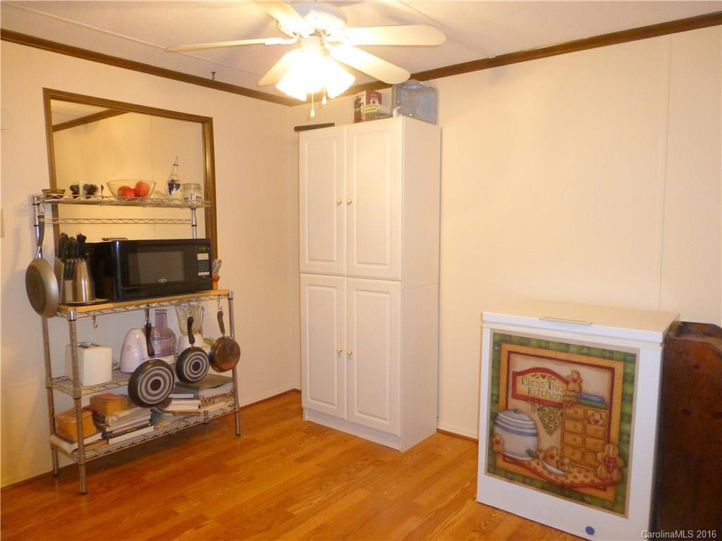 65 Indian Hill Drive - Photo 10
