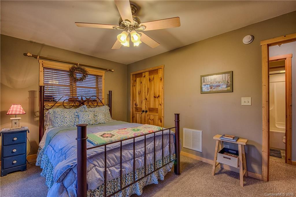 555 Jarrett Hills Road - Photo 18