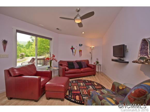 984 Garren Creek Road - Photo 3